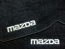 Надпись на коврах Mazda